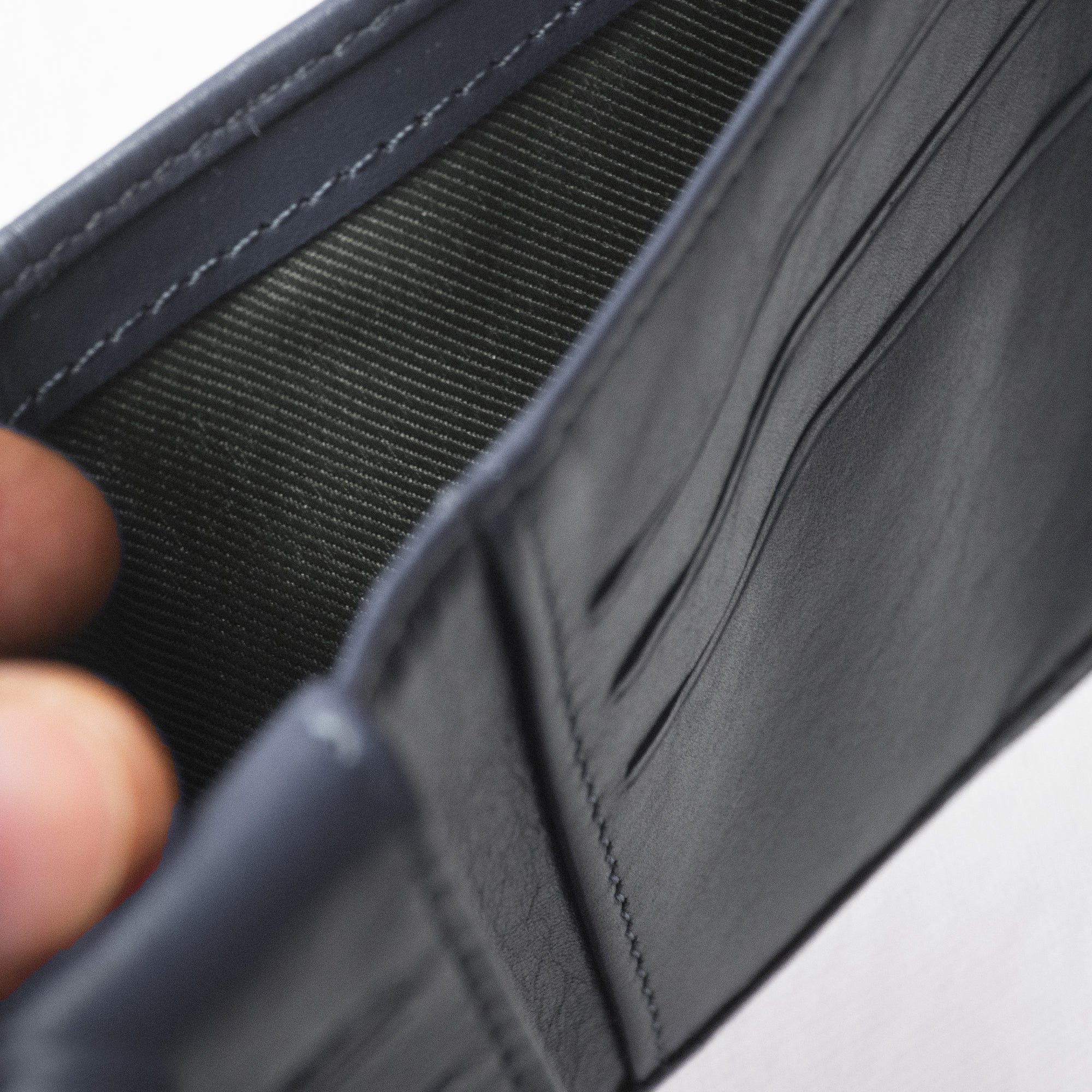 Maverick Bifold Navy