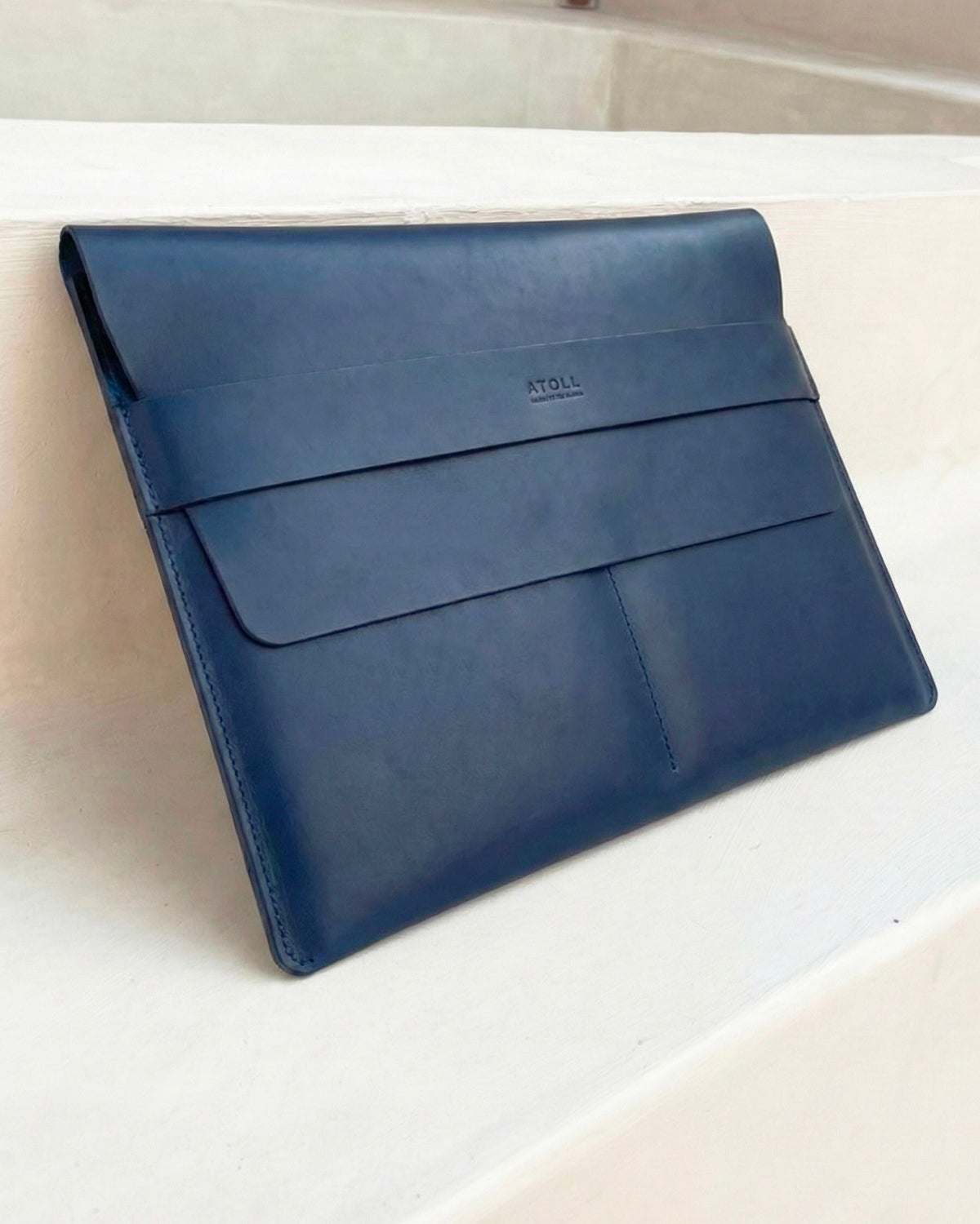 Atlas -Navy Leather Mcbook Sleeve